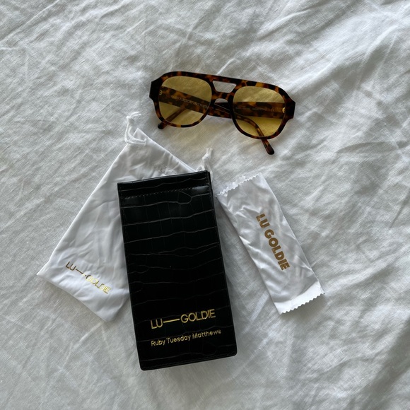 Lu Goldie x Ruby Tuesday Mathew’s Sunglasses - Picture 7 of 8